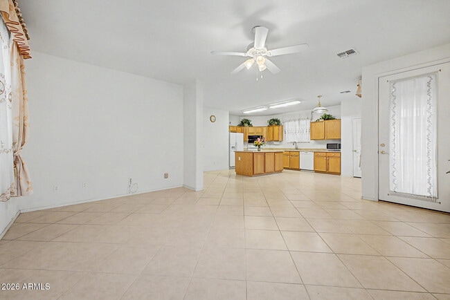 Building Photo - 3860 E Battala Ave