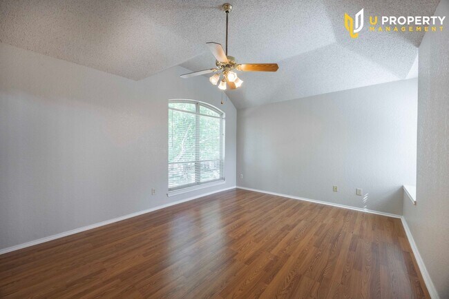 Building Photo - What's special