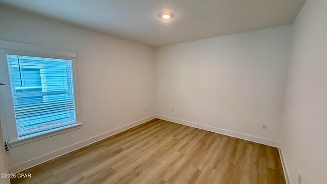 Building Photo - 938 Crystal Byu Blvd