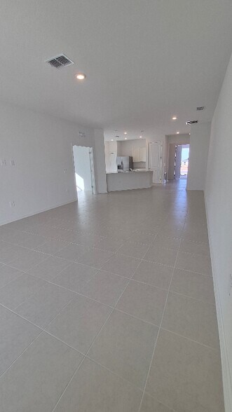 Building Photo - 2719 Yukon Trl