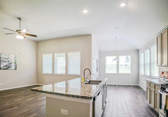 Building Photo - 1866 Kenley Wy