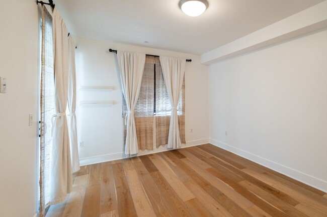 Building Photo - Stunning 3 Bedroom/ 3 Bathroom $5,900/mo.