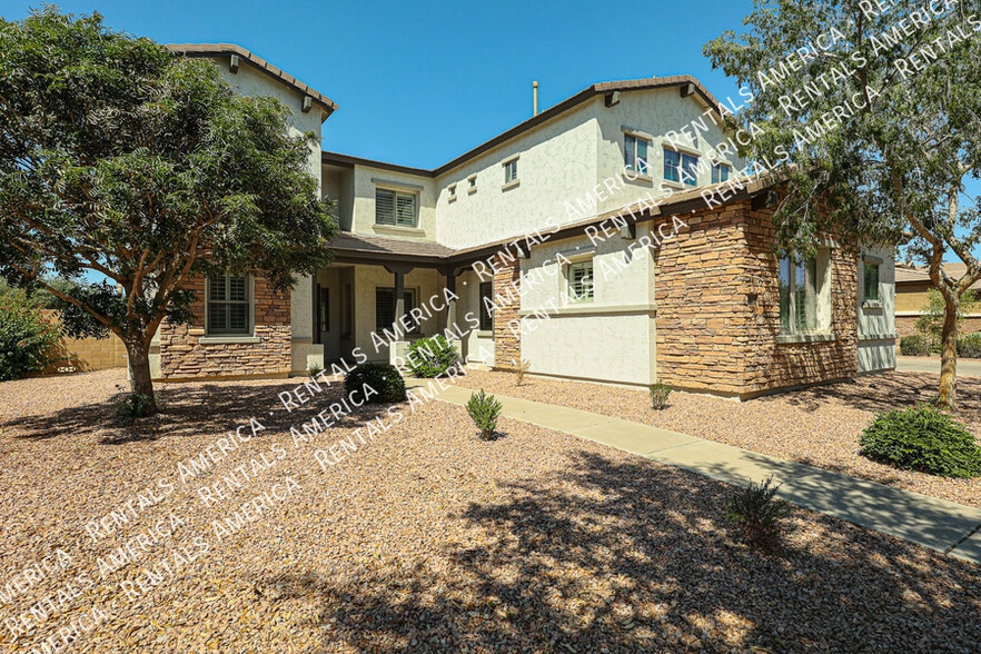 Building Photo - 18676 E Braeburn Ln