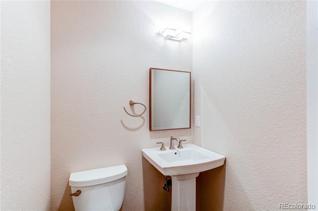 Building Photo - 10213 Bluffmont Dr