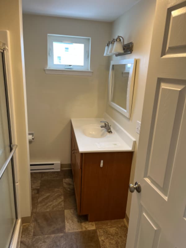 Building Photo - 334 W Lockhart St