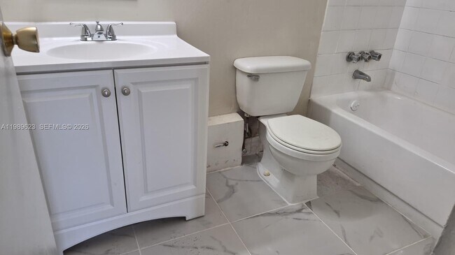 Building Photo - 16950 W Dixie Hwy