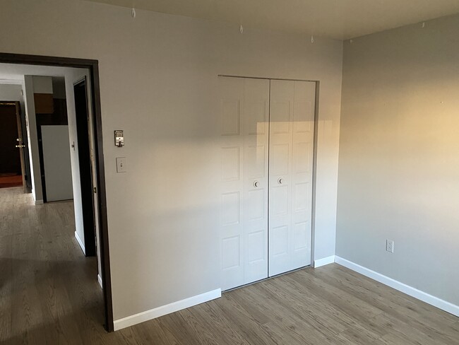 Building Photo - 45 N Wade Ave