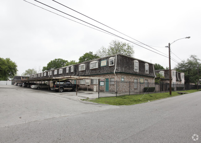 Primary Photo - Pueblo Mio Apartments