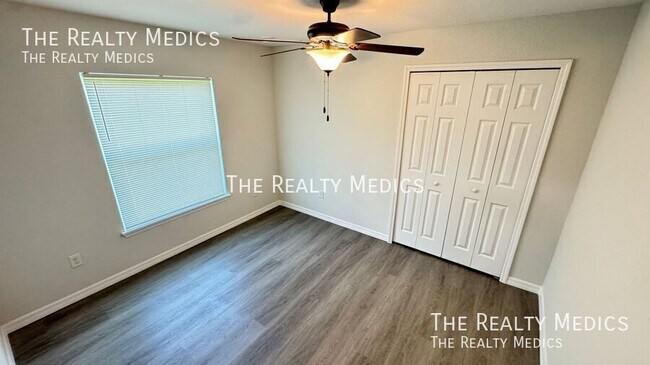 Building Photo - 8147 Cozumel Ln