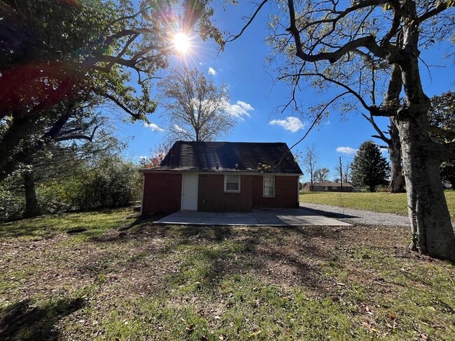 Building Photo - Charming 2 Bedroom / 1 Bath Home in Joelto...