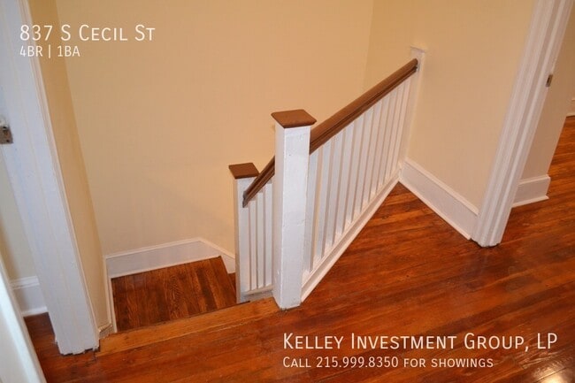 Building Photo - 837 S Cecil St
