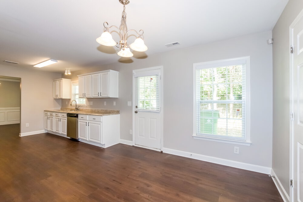 Building Photo - 4905 Stone Park Dr