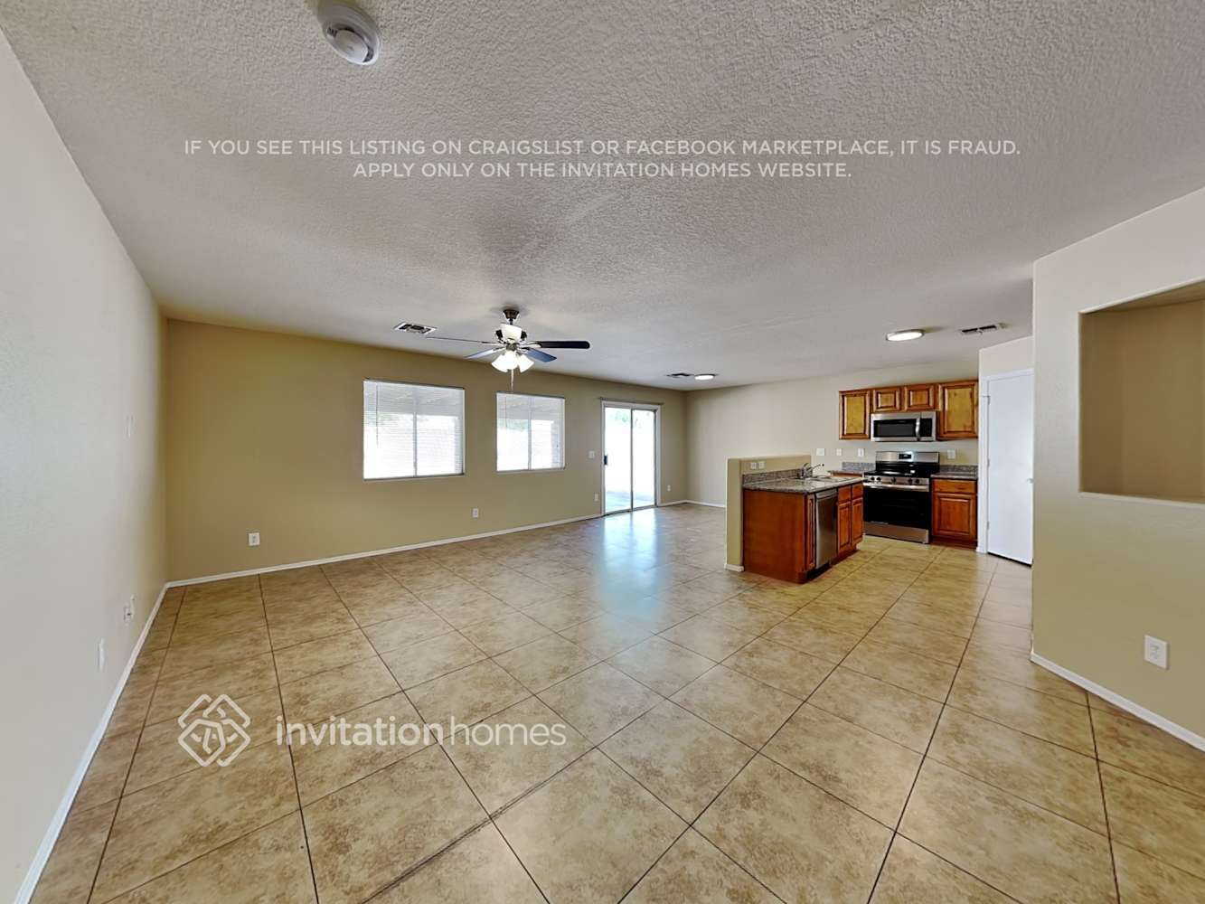 Building Photo - 5946 N 74th Dr