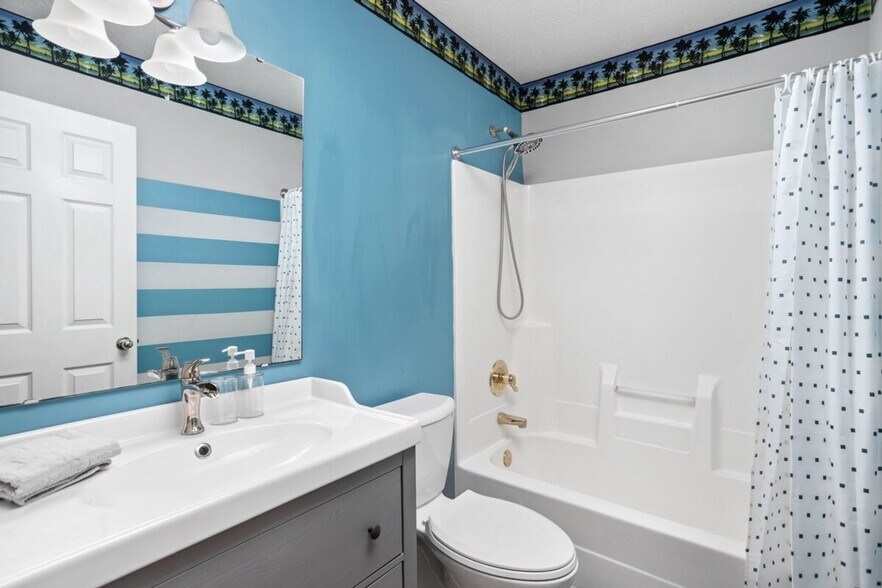 Building Photo - 3202 Grandview Way