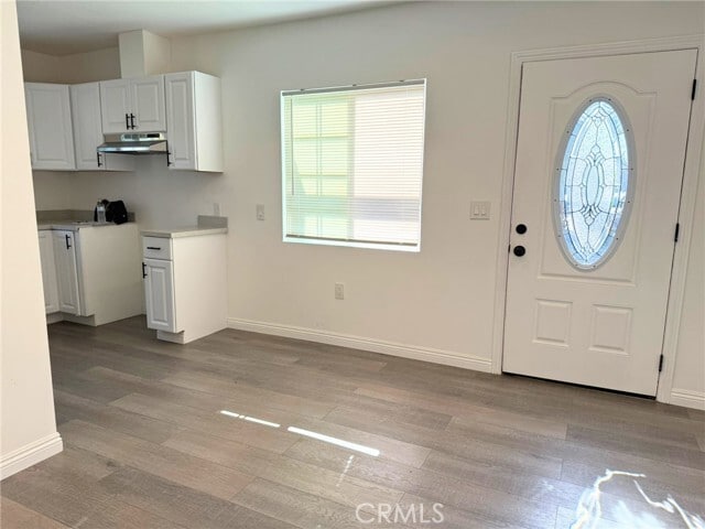 Building Photo - 204 S Starglen Dr