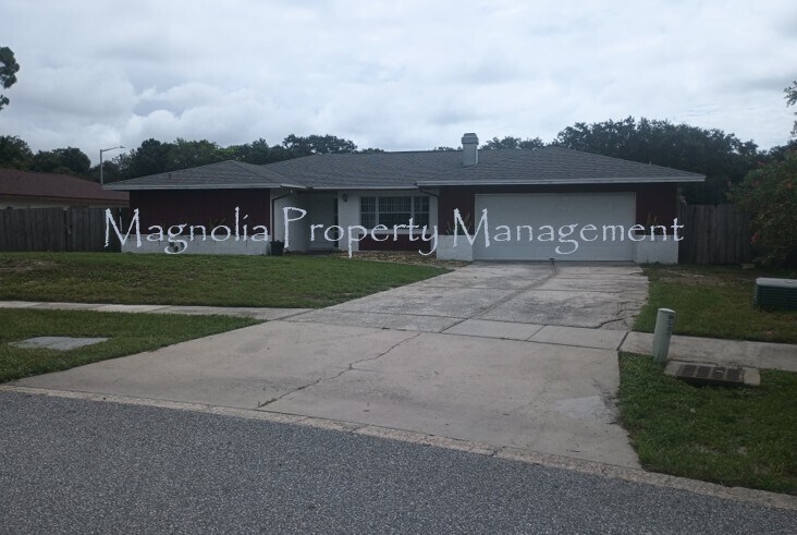 Primary Photo - 6449 Rockingtree Ln