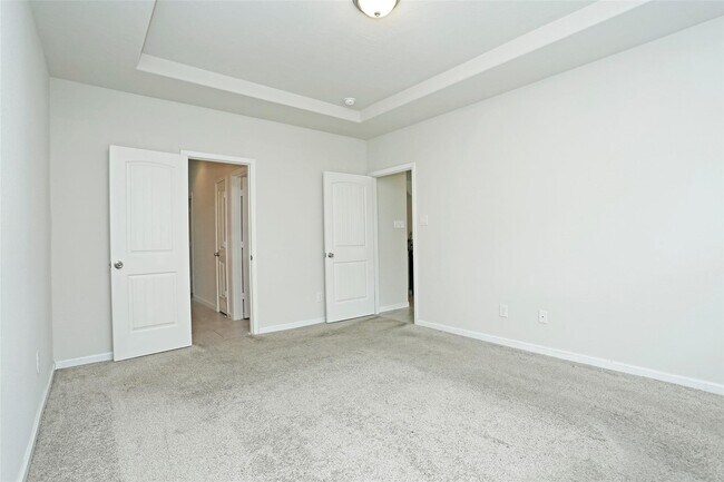Building Photo - 13823 Leabrandon Ln
