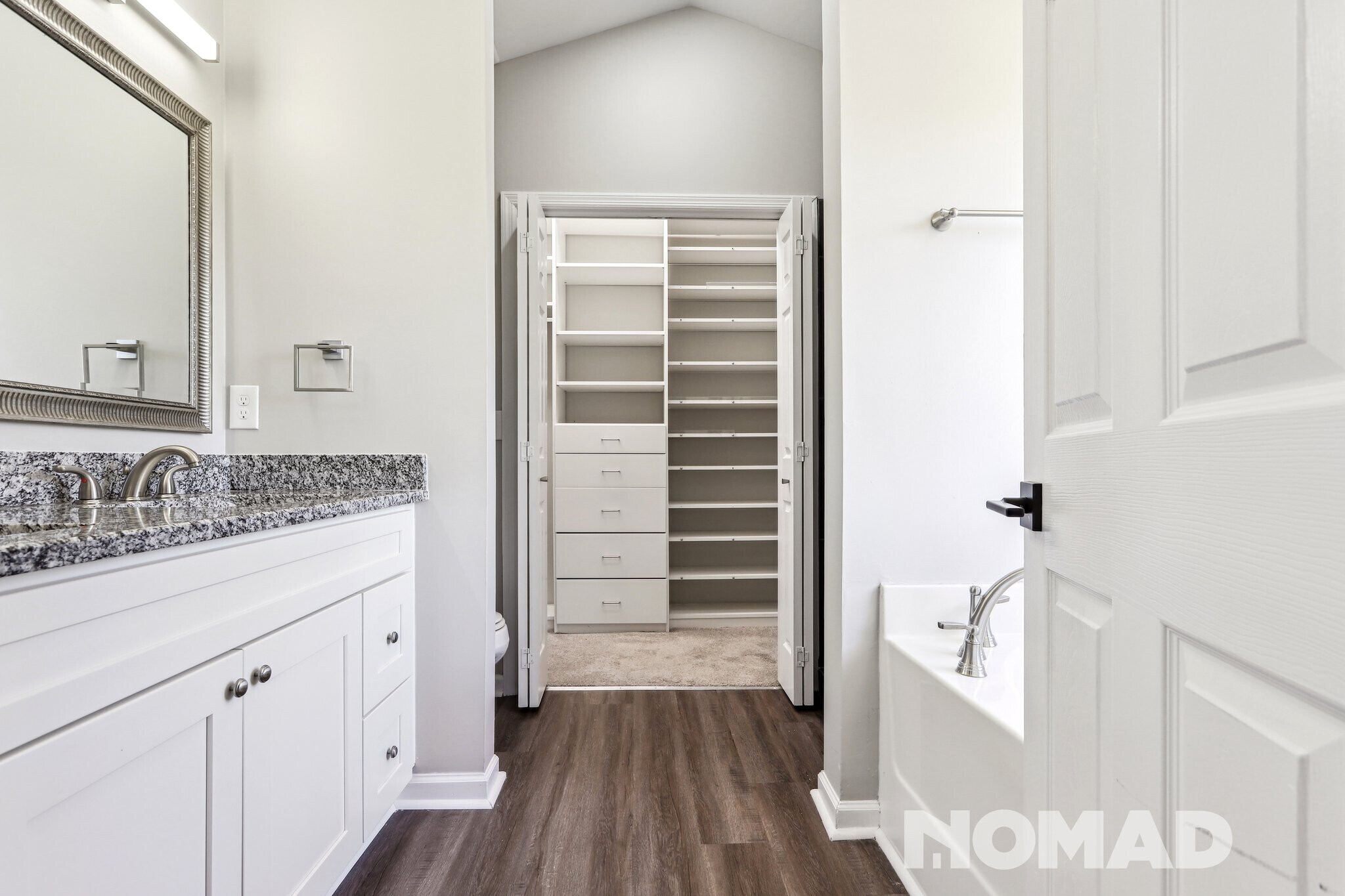 Master Bath - 161 Grove Ln South