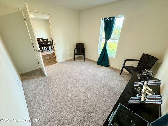 Building Photo - 2910 San Filippo Dr SE