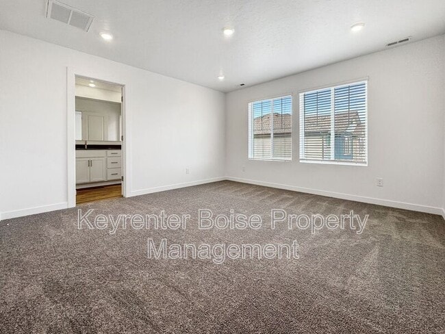 Building Photo - 4212 W Cirrus Ln