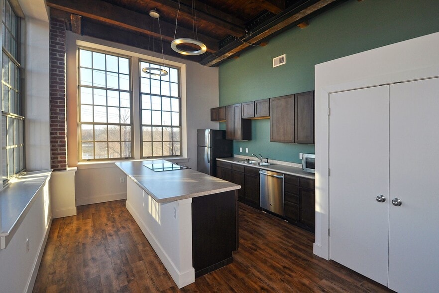 Stove Lofts Lory of Leavenworth 401 S 2nd St Leavenworth KS 66048