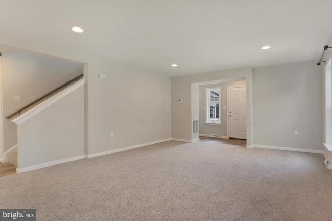 Building Photo - 90 Hoke Farm Way