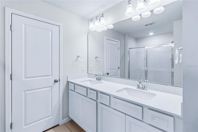 Building Photo - 10379 Folly Bch Rd