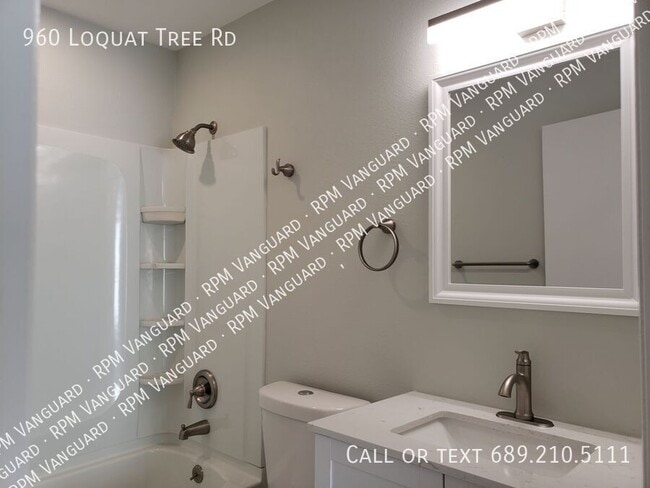 Building Photo - 960 Loquat Tree Rd