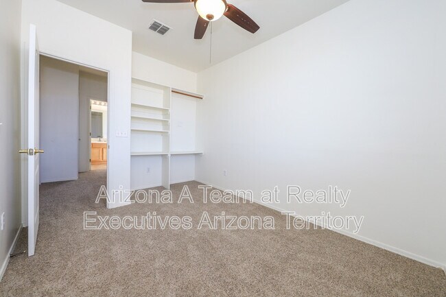 Building Photo - 2262 W Night Air Ln