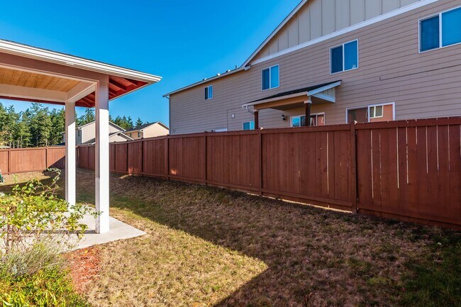 Building Photo - Beautiful Home in Newer Neighborhood