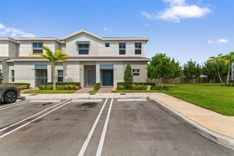 Building Photo - 377 E Palm Dr