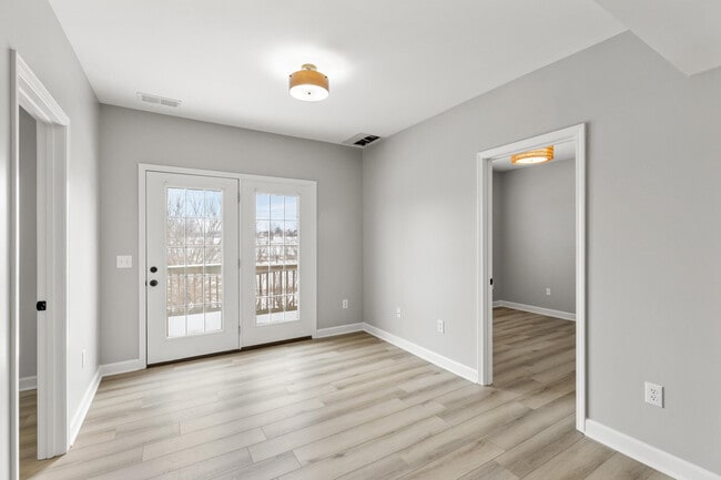 Building Photo - 316 Silverton Way