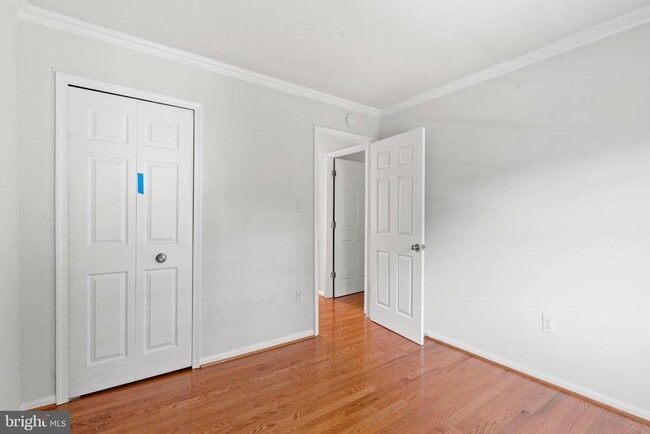 Building Photo - 9932 Longford Ct