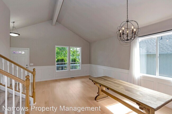 Building Photo - 5 br, 3 bath House - 21105 82nd ST E