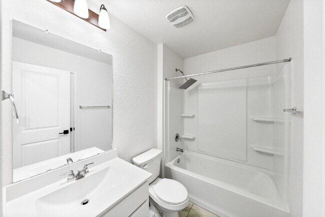 Building Photo - Stunning 1-Story Ranch with Lake View on C...