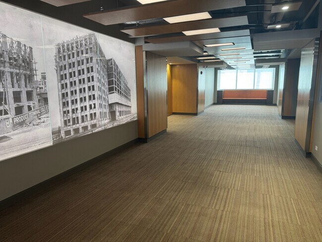 Building Photo - 1550 S Blue Island Ave