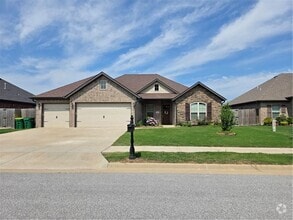 Building Photo - 751 Bob Glen Cir