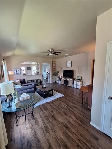 Building Photo - 1809 Prairie View Dr