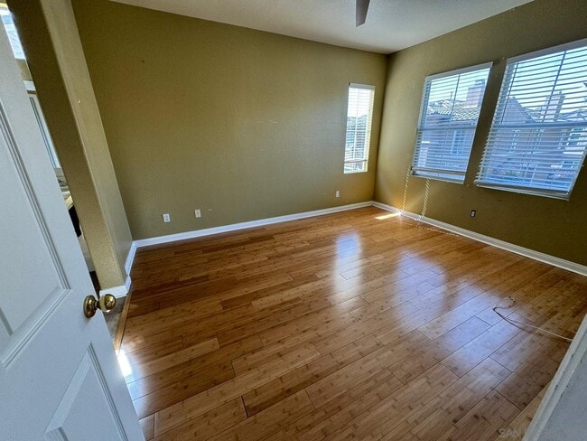 Building Photo - 1367 Caminito Capistrano