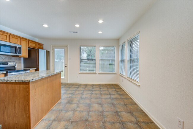 Building Photo - 46 Drifting Shadows Cir