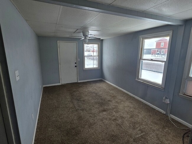 Building Photo - Cute 1 bed/ 1 bath home