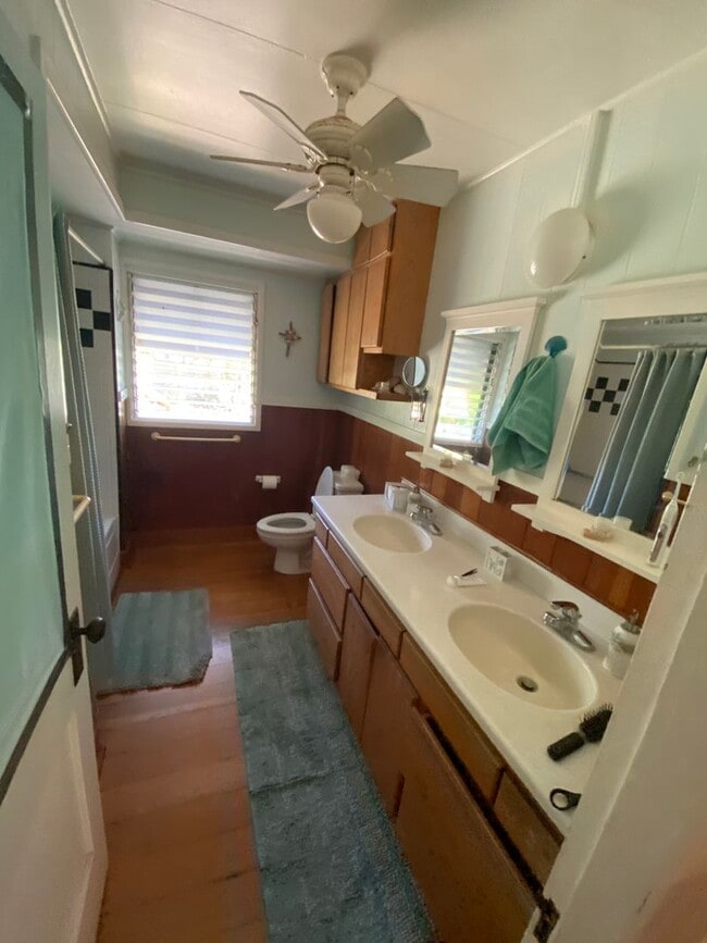 Building Photo - Kekaha 4 bed2 bath on 3/4 acre