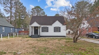 Building Photo - 1317 Hill St