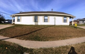 Building Photo - 1008 Georgetown Rd
