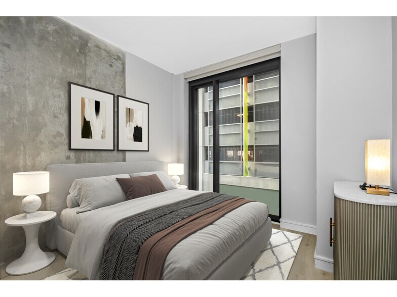 Building Photo - 55 Lagrange St