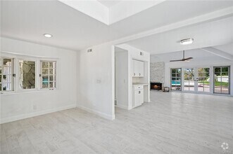 Building Photo - 24291 Los Serranos Dr