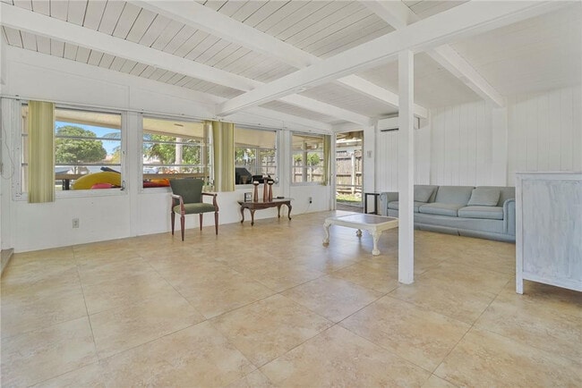 Building Photo - 7 Sunset Ln