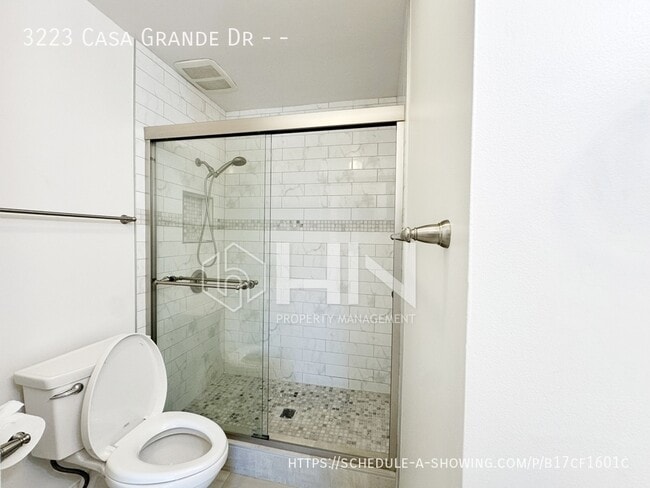 Building Photo - 3223 Casa Grande Dr