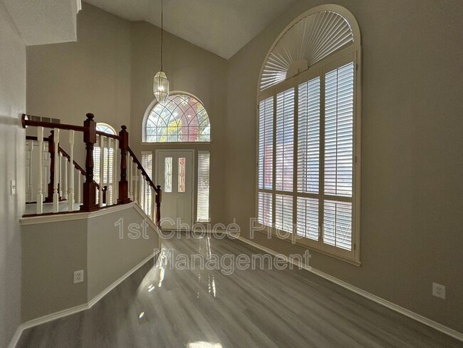 Building Photo - 4805 Misty Ridge Dr