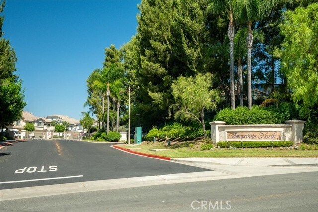 Building Photo - 7743 E Viewrim Dr